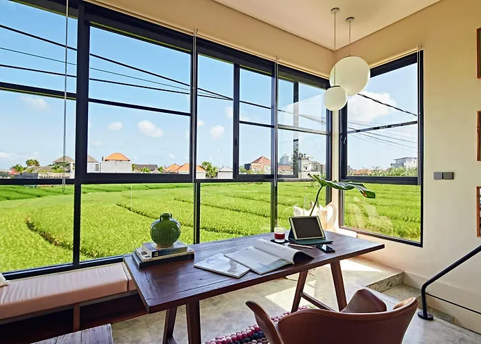 Masara - 5min To - 2min To Shops & Restaurants Villa *