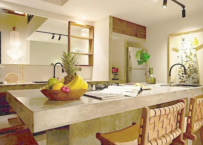 Masara - 5min To - 2min To Shops & Restaurants Villa *